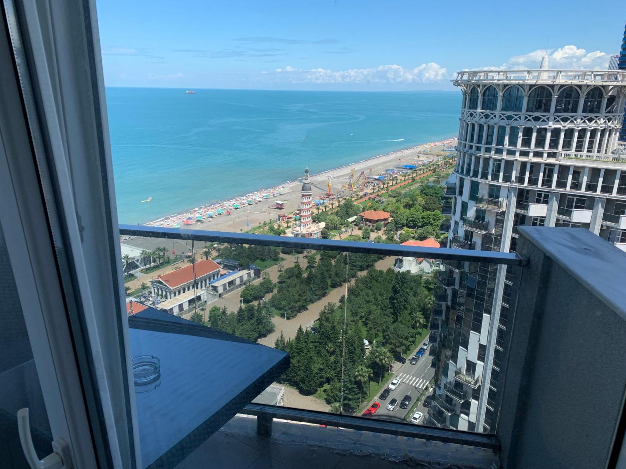 Orbi Sea Towers Batumi Resort Exterior foto